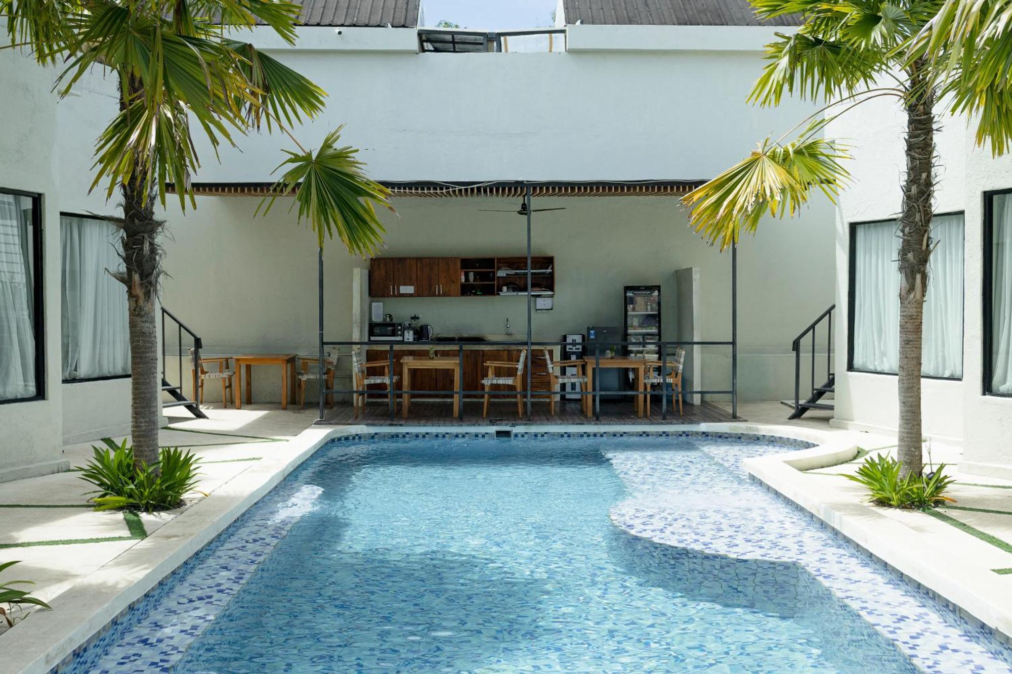 Kaya Uluwatu Hostel Exterior photo